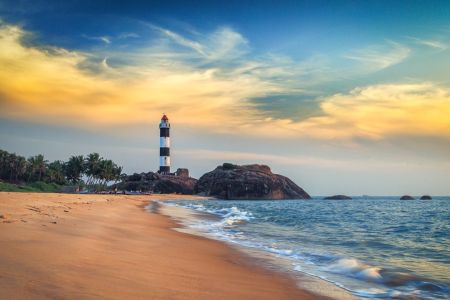 Local Sightseeing by Taxi – Temples, Beaches & Landmarks in Manipal